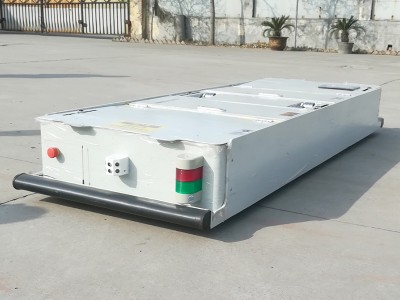 Automatic mold trackless transfer cart