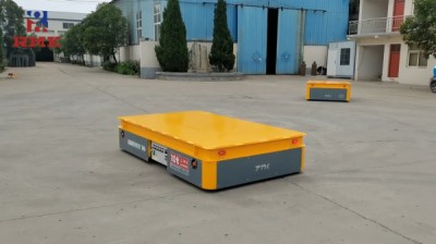 Customized trackless transfer cart