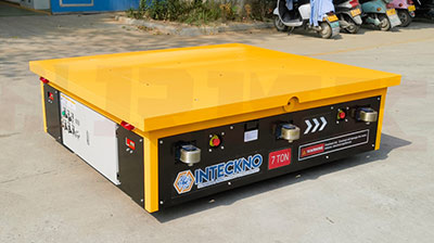 Mold trackless transfer cart