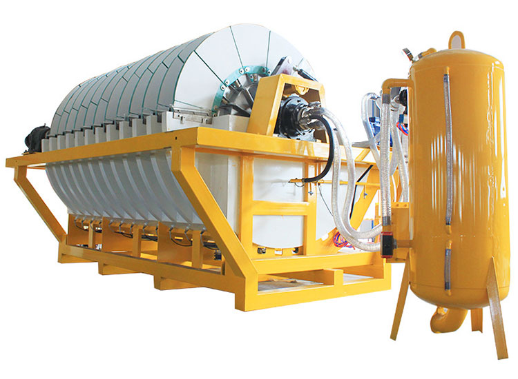 Vacuum ceramic filter