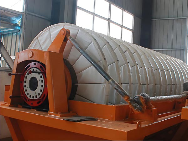 Rotary disk filter Rotary disk filter