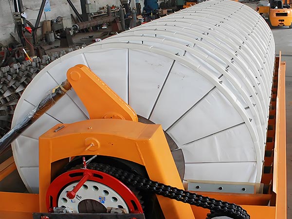 Rotary disk filter Rotary disk filter