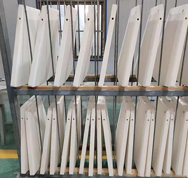 ceramic filter plate