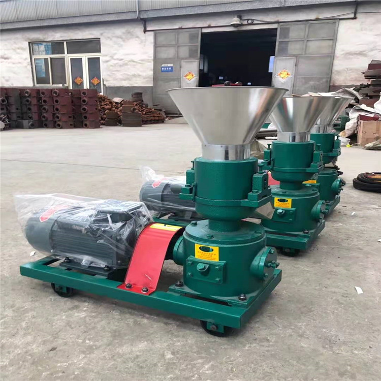 Feed granulator