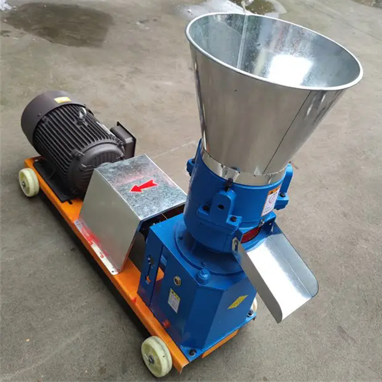 Animal feed pellet machine