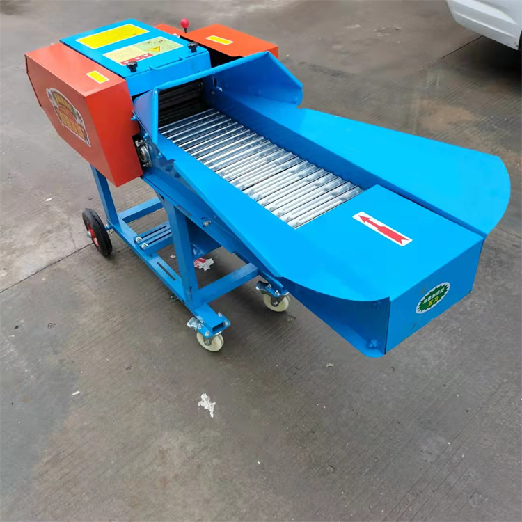 Hay cutting machine