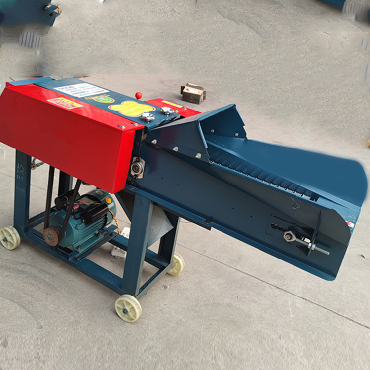 Animal feed cutter machine
